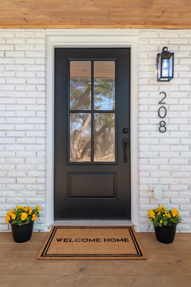 208 Roberta Dr, Hendersonville, TN 37075 - doorway to property featuring brick siding