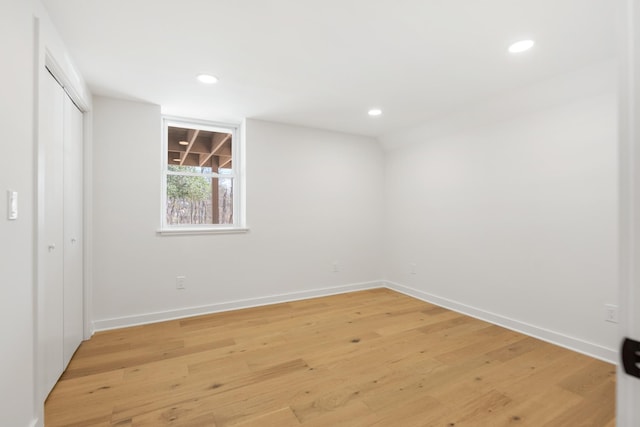 208 Roberta Dr, Hendersonville, TN 37075 - unfurnished bedroom with recessed lighting, light wood-type flooring, and baseboards