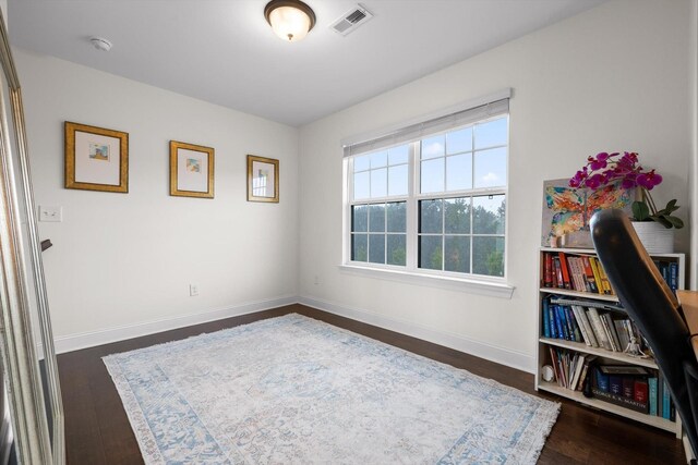 3983 Inlet Loop, Chattanooga, TN 37416 - spare room with dark wood finished floors, baseboards, and a smoke detector