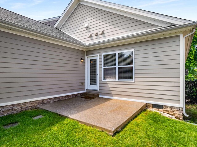 3038 Oxford Glen Dr, Franklin, TN 37067 - doorway to property featuring a patio and a shingled roof