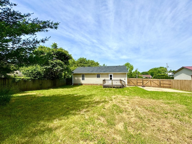 1306 Jared Ct, Clarksville, TN 37042 - rear view of house with a deck