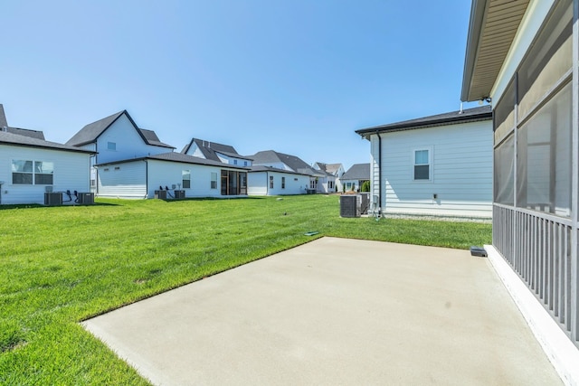 5735 Willoughby Way, Murfreesboro, TN 37129 - view of patio featuring central AC and a residential view