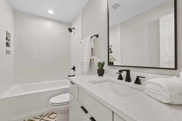 725 N Highland Ave, Murfreesboro, TN 37130 - bathroom with toilet, shower / washtub combination, vanity, and recessed lighting