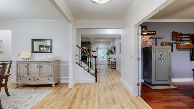 420 Fannis Cir, Gallatin, TN 37066 - entryway featuring wood finished floors, stairs, baseboards, and crown molding