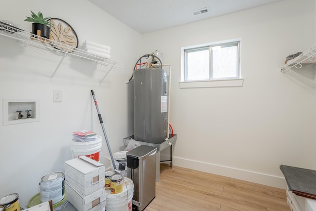 9039 Dallas Hollow Rd, Soddy Daisy, TN 37379 - utilities featuring electric water heater