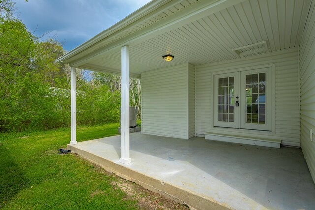 9039 Dallas Hollow Rd, Soddy Daisy, TN 37379 - view of patio / terrace with french doors