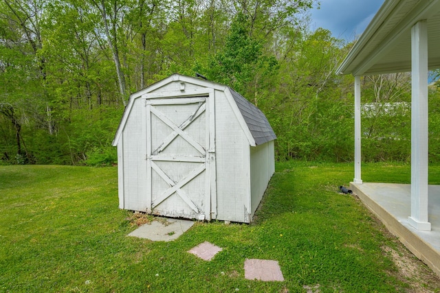 9039 Dallas Hollow Rd, Soddy Daisy, TN 37379 - view of shed featuring a wooded view