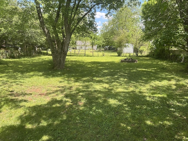 105 Murfreesboro St, Murfreesboro, TN 37127 - view of yard