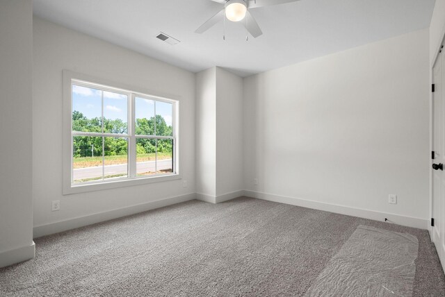 178 Dewberry Ct, Clarksville, TN 37042 - empty room with ceiling fan, carpet, and baseboards
