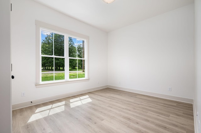508 Gresham Ln, Murfreesboro, TN 37129 - empty room featuring light wood-style floors and baseboards