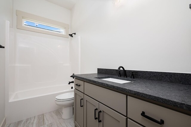 508 Gresham Ln, Murfreesboro, TN 37129 - bathroom featuring toilet, vanity, and shower / tub combination