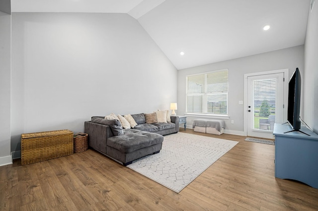 2617 Leawood Ct, Murfreesboro, TN 37128 - living room featuring lofted ceiling, wood finished floors, baseboards, and recessed lighting