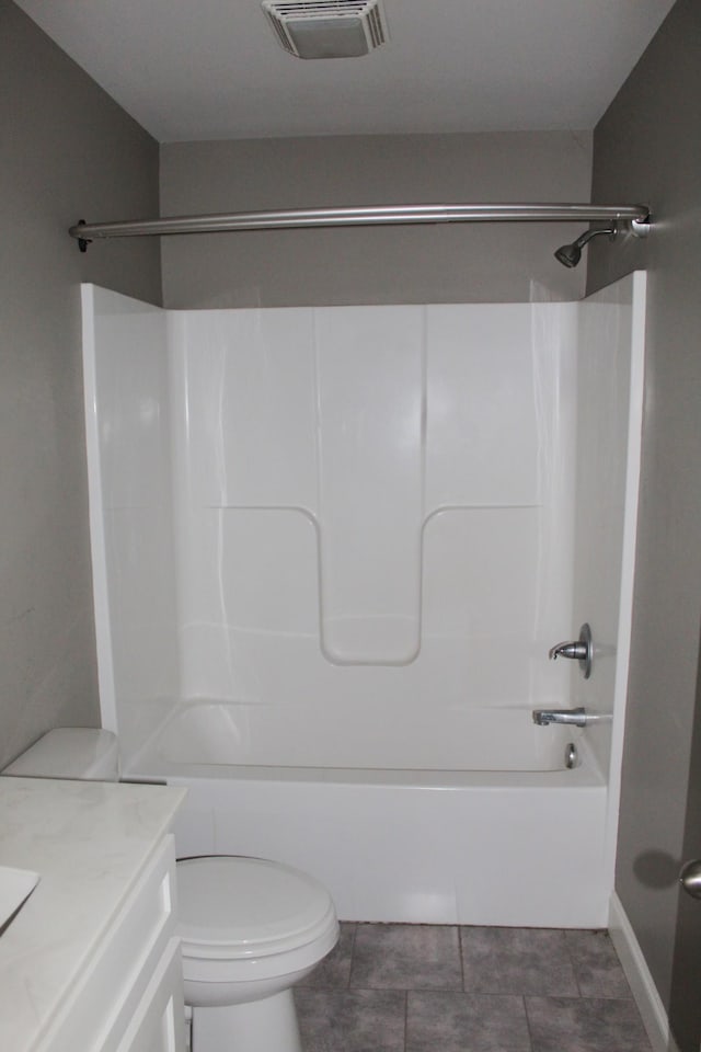 430 Gobble St, Lawrenceburg, TN 38464 - full bath with vanity and washtub / shower combination