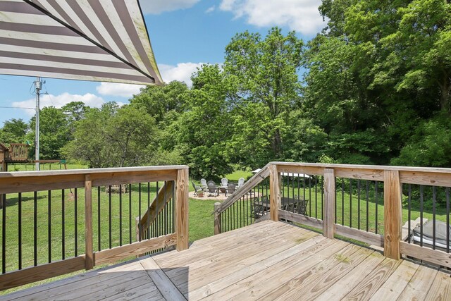 4151 Sadlersville Rd, Adams, TN 37010 - deck with a lawn