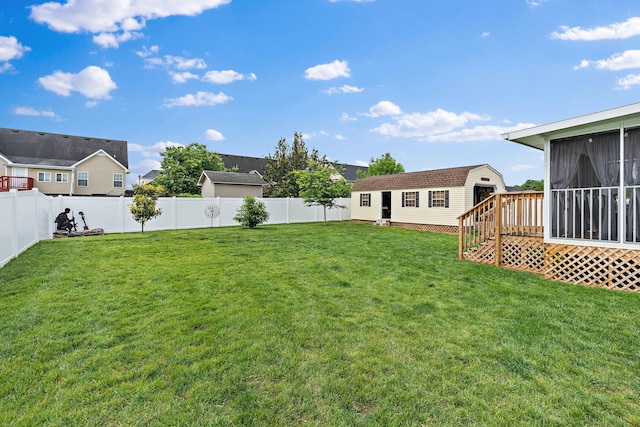 1172 Country Fields Ln, Clarksville, TN 37040 - view of yard featuring a sunroom and an outbuilding