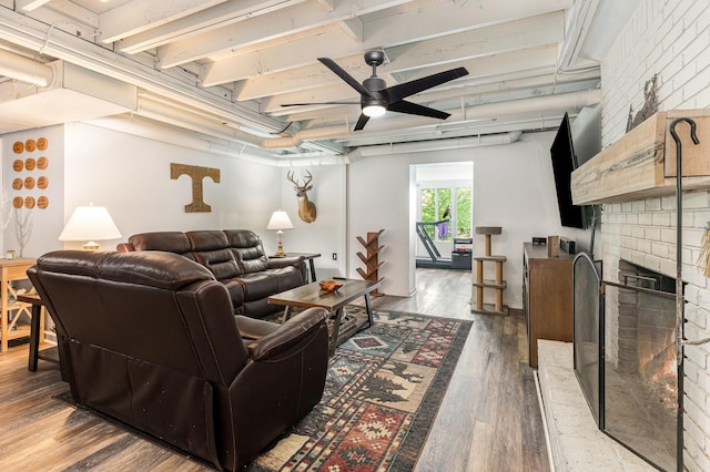 247 High Cliff Dr, Hendersonville, TN 37075 - living area with ceiling fan, wood finished floors, and a fireplace