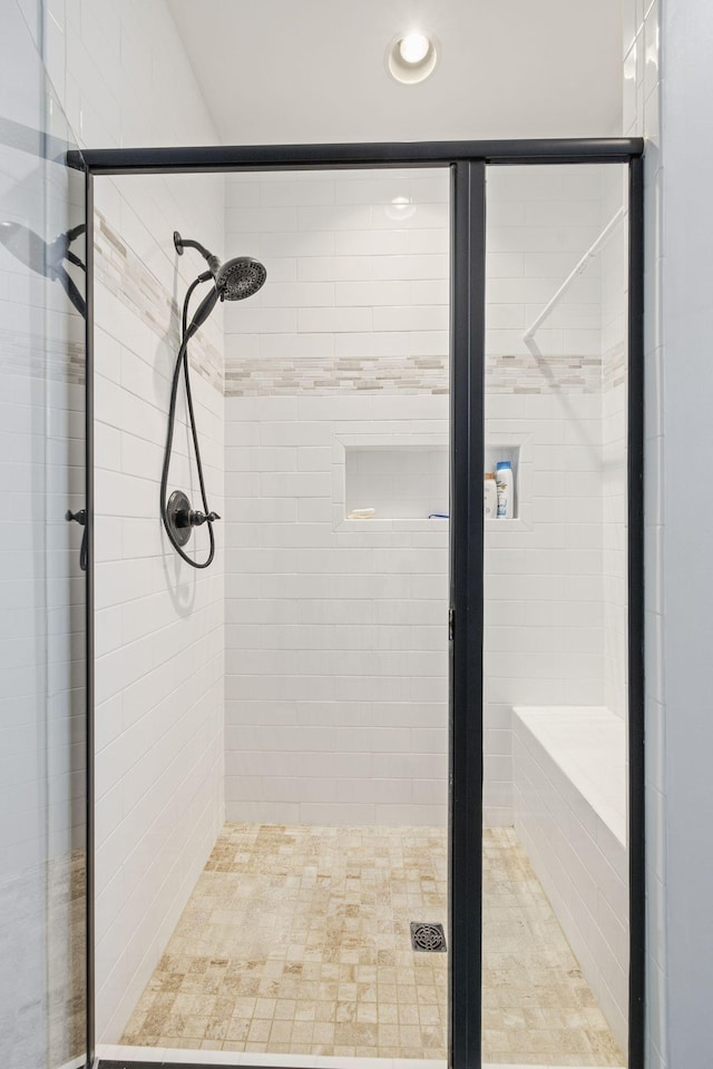 4801 Beryl Dr, Murfreesboro, TN 37128 - bathroom featuring a shower stall and recessed lighting
