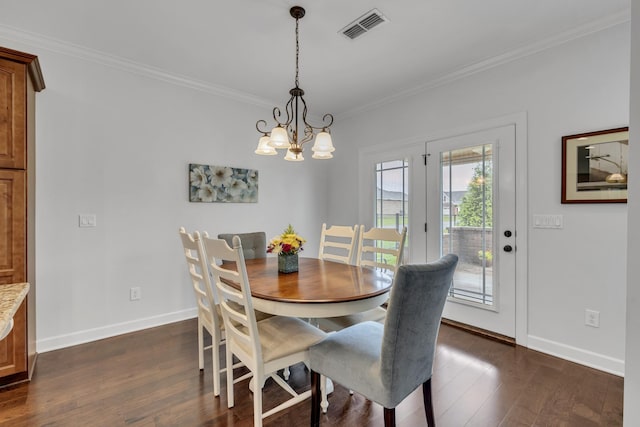 4801 Beryl Dr, Murfreesboro, TN 37128 - dining space featuring crown molding, a chandelier, dark wood-type flooring, and baseboards