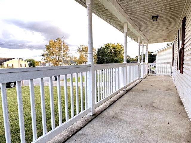 202 Jenna Ave, Oak Grove, KY 42262 - balcony with covered porch