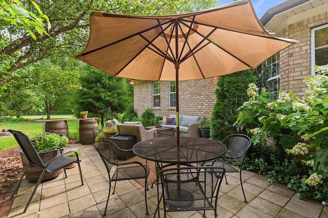 102 Lorelle Cir, Portland, TN 37148 - view of patio