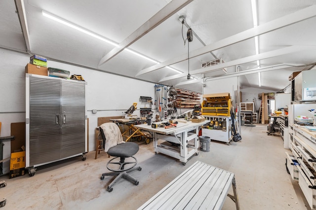 1205 Parker Dr, Pulaski, TN 38478 - garage with a workshop area