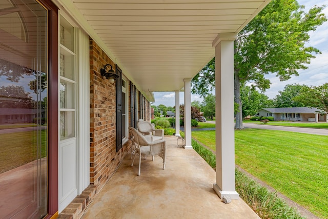 1205 Parker Dr, Pulaski, TN 38478 - view of patio featuring a porch