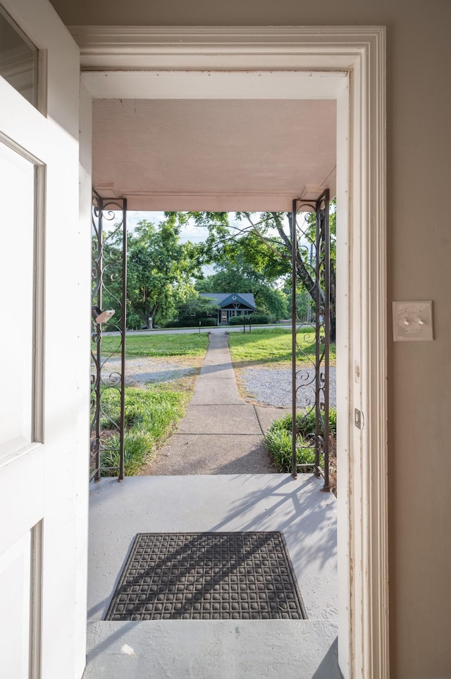 3310 Glencliff Rd, Nashville, TN 37211 - view of doorway