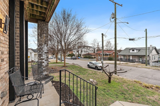 13A N Hill St, Nashville, TN 37210 - view of yard featuring a residential view