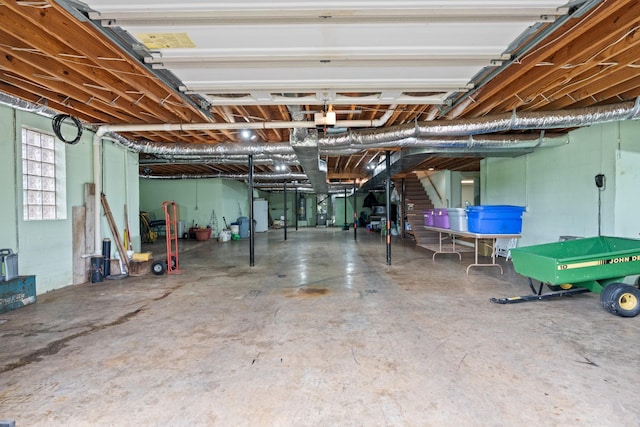 2039 Sparta Pike, Lebanon, TN 37090 - view of garage