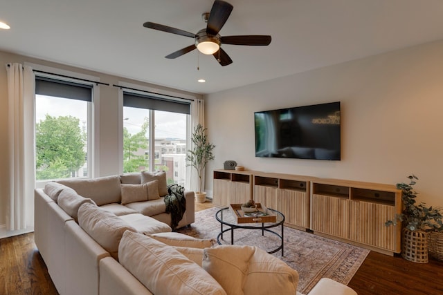 living area featuring wood finished floors, recessed lighting, and ceiling fan