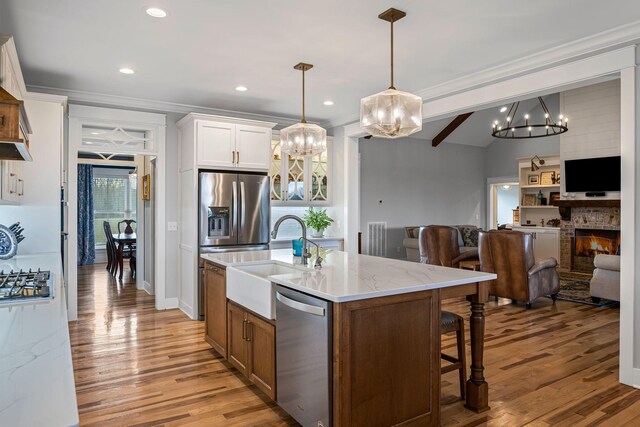 7480 Horn Tavern Rd, Fairview, TN 37062 - kitchen featuring a chandelier, stainless steel appliances, a sink, light wood-type flooring, and recessed lighting