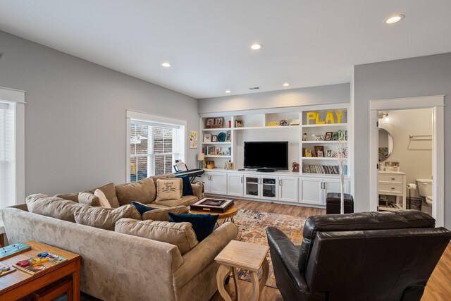 7480 Horn Tavern Rd, Fairview, TN 37062 - living area featuring light wood finished floors and recessed lighting
