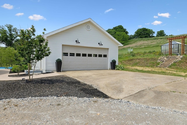 4588 Roy Thompson Rd, Mount Pleasant, TN 38474 - view of detached garage