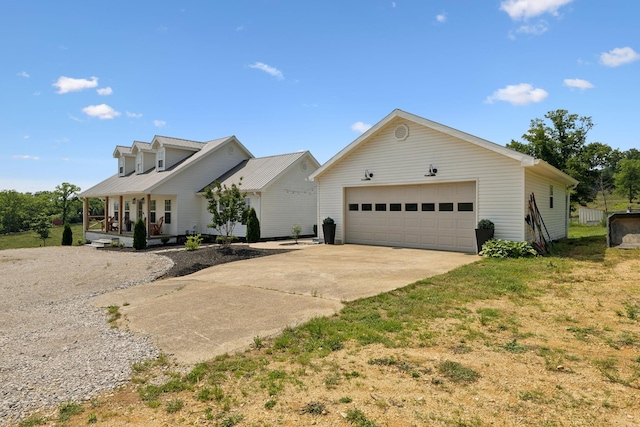 4588 Roy Thompson Rd, Mount Pleasant, TN 38474 - view of front of house with a porch