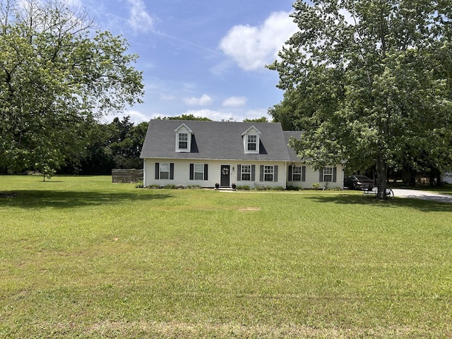 7324 Bermuda Dr, Christiana, TN 37037 - cape cod home featuring a front lawn