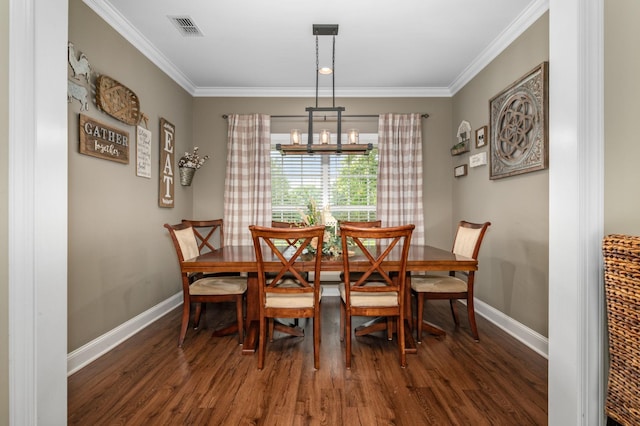 2101 Murray Kittrell Rd, Readyville, TN 37149 - dining space with baseboards, wood finished floors, a chandelier, and ornamental molding