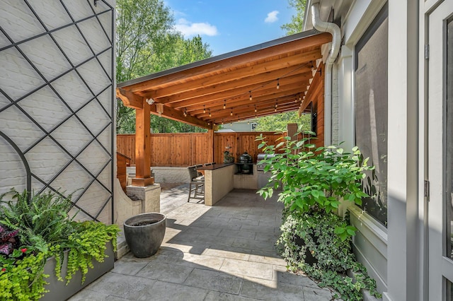 622 Stonewater Blvd, Franklin, TN 37064 - fenced backyard featuring a patio area