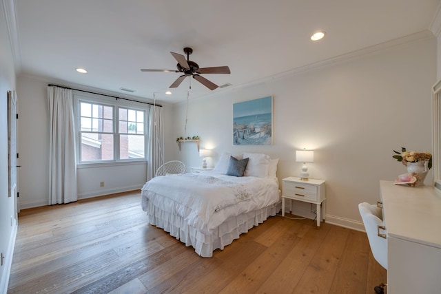 622 Stonewater Blvd, Franklin, TN 37064 - bedroom with crown molding, light wood-style flooring, baseboards, recessed lighting, and a ceiling fan