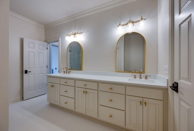 622 Stonewater Blvd, Franklin, TN 37064 - full bathroom featuring double vanity and crown molding