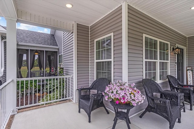 401 Hancock Ln, Tullahoma, TN 37388 - view of porch