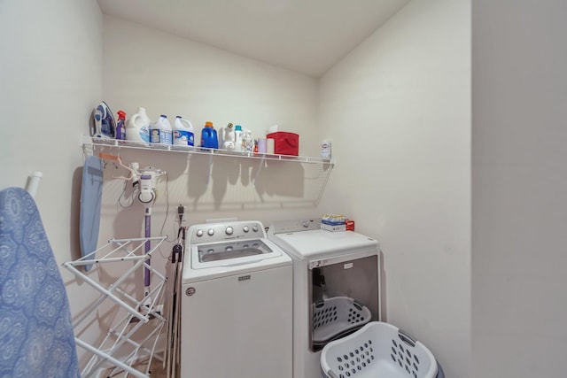 4022 Arrowleaf Ln, Antioch, TN 37013 - washroom featuring washing machine and dryer