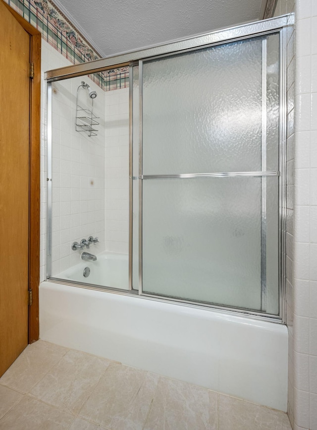 915 Taylor Cir, Burns, TN 37029 - full bathroom with combined bath / shower with glass door