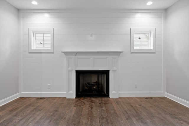 1860 Oakvale Dr, Chattanooga, TN 37421 - unfurnished living room featuring baseboards, dark wood-type flooring, a fireplace, and recessed lighting