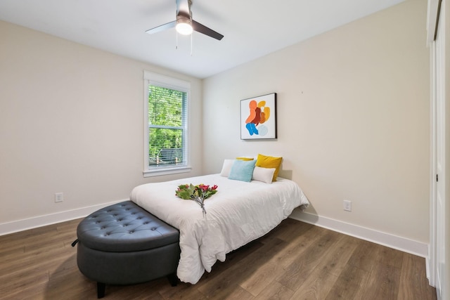9015 Grayson Cir, Mount Juliet, TN 37122 - bedroom with baseboards, wood finished floors, and a ceiling fan