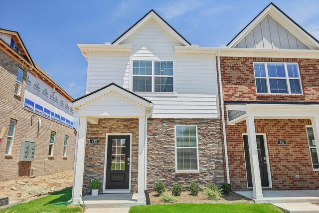 1016 Keyes Pl, Lebanon, TN 37087 - multi unit property with stone siding and board and batten siding