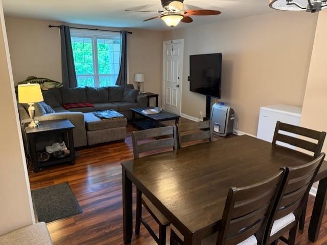 1280 Middle Tennessee Blvd Unit A8, Murfreesboro, TN 37130 - dining area with ceiling fan and wood finished floors