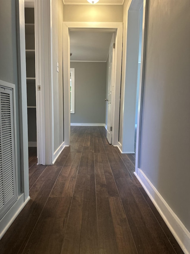 1207 Swanson Blvd, Fayetteville, TN 37334 - hall featuring dark wood finished floors and baseboards