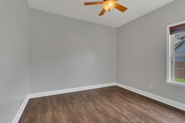 580 Laurel Ln, Murfreesboro, TN 37127 - unfurnished room with a ceiling fan, dark wood-type flooring, and baseboards