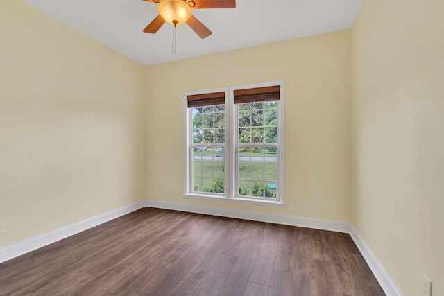 580 Laurel Ln, Murfreesboro, TN 37127 - spare room with ceiling fan, baseboards, and dark wood-style floors