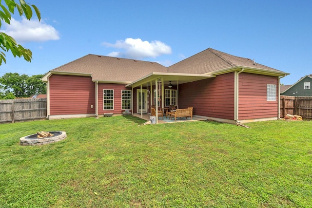 580 Laurel Ln, Murfreesboro, TN 37127 - back of house featuring an outdoor fire pit, ceiling fan, and a patio area